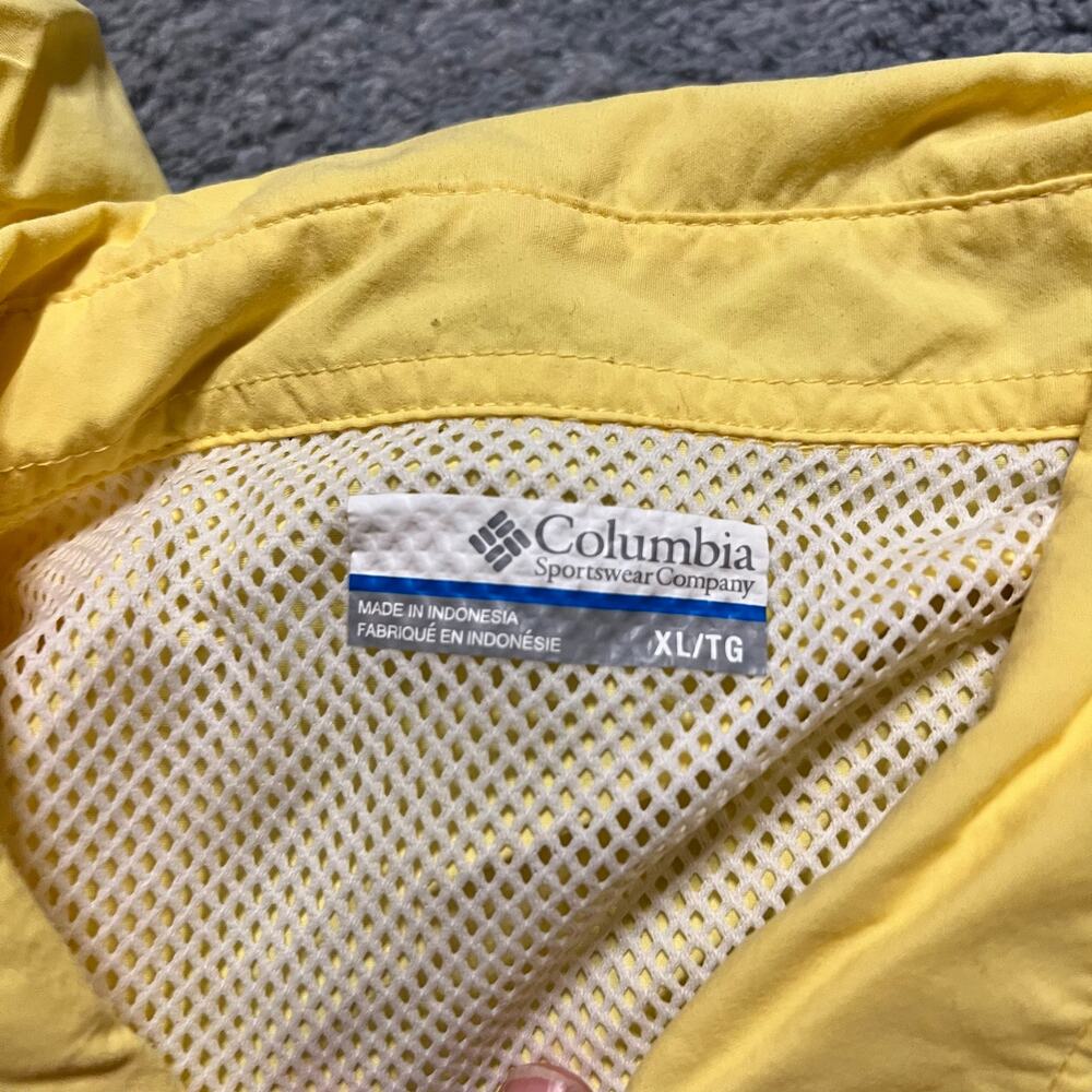 Columbia Men’s Yellow Short-Sleeve Button-Down Shirt - Picture 7 of 8